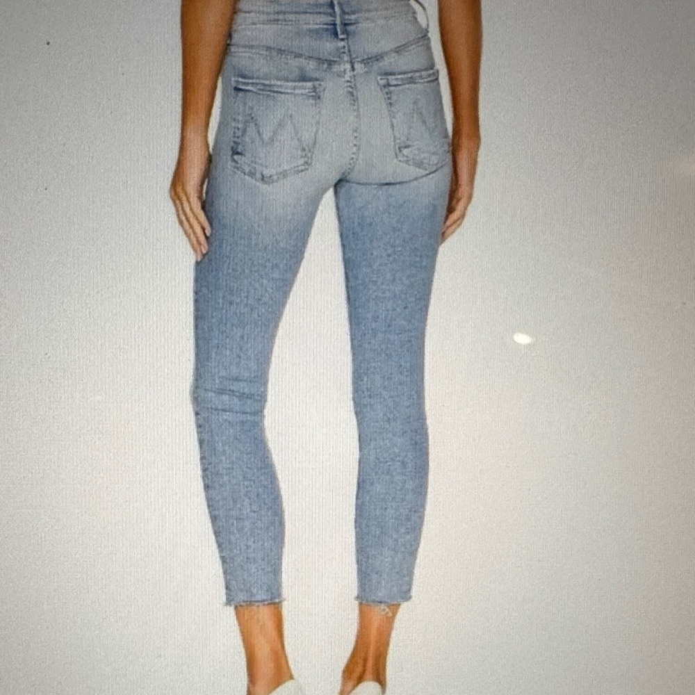Mother Jeans The Stunner Ankle Fray size 27